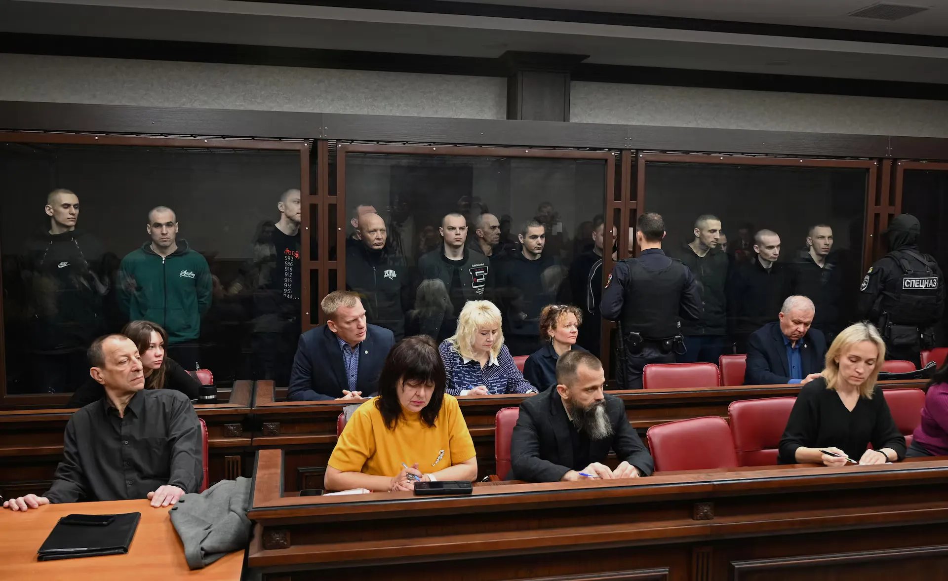 Росія засуджує 15 військовополонених із “Айдару” до 15–21 року: політика, міжнародне право, наслідки